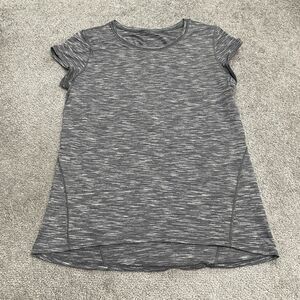 Lululemon Active T-Shirt Womens 6 Heather Gray Round Neck Cap Sleeve Stretch Tee